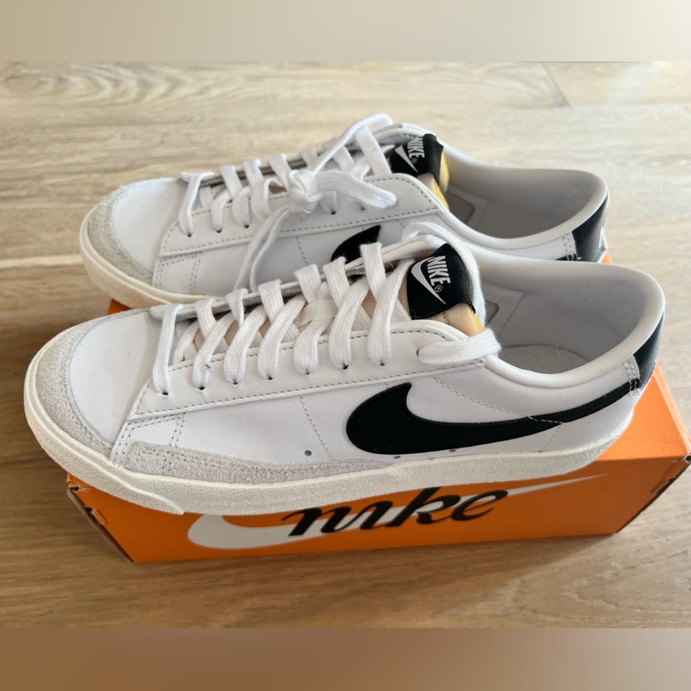 Brand new Nike Blazers Low 9 in Box